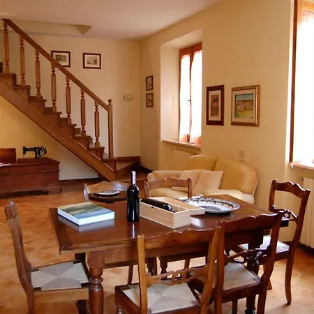 Sleeps 6 Wifi * Castelmuzio